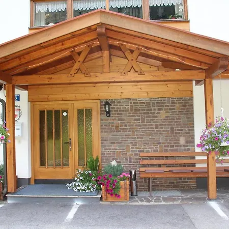 Konukevi Acherkogelblick 3*